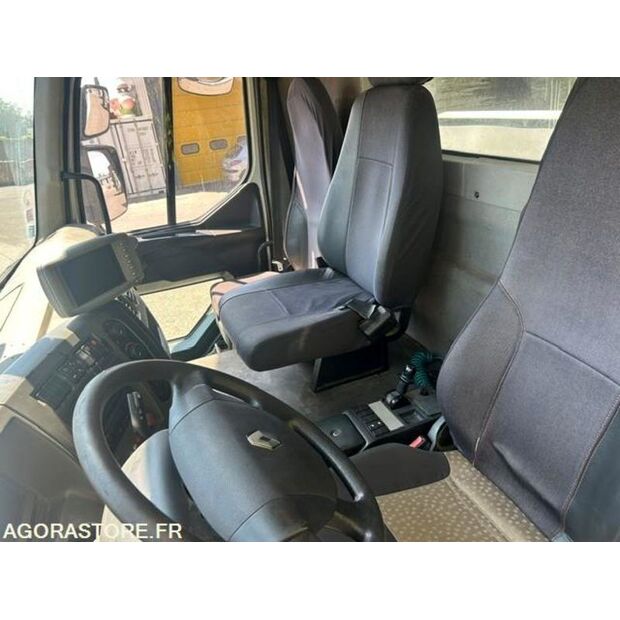 2012 Renault PREMIUM-47952896
