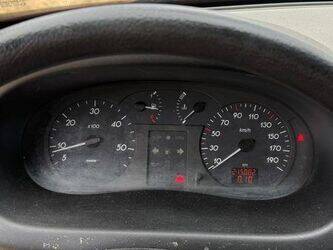 2003-renault-master-1464560-47952959
