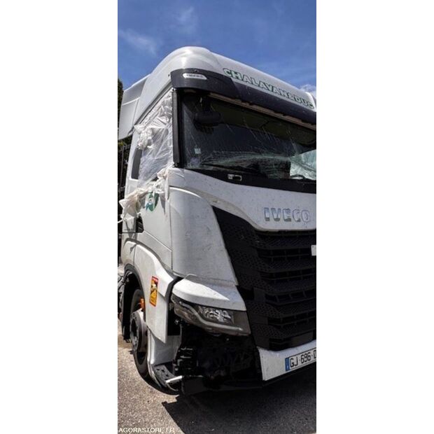 2022 Iveco 440S46-47952991