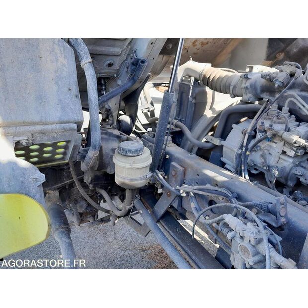 2004 رينو Midlum-47953140