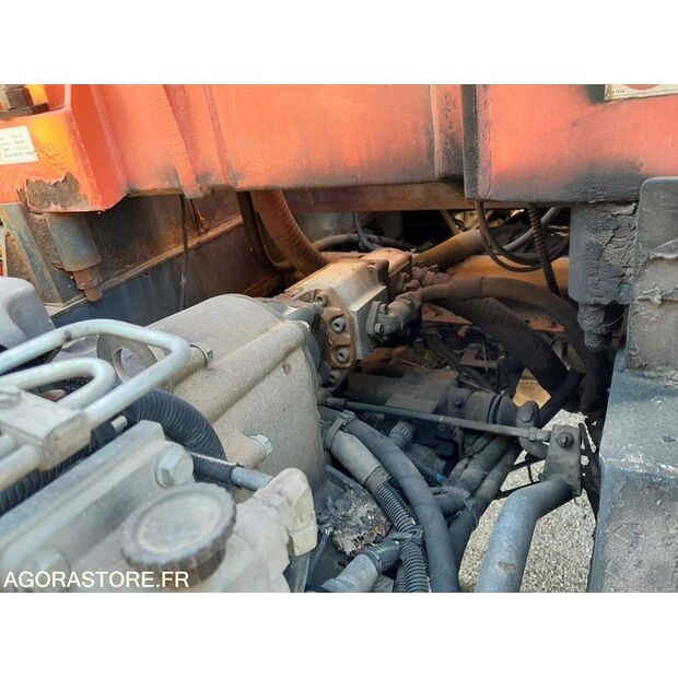 2004 رينو Midlum-47953142