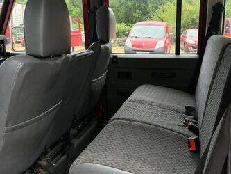 2001-land-rover-defender-1464569-47953215