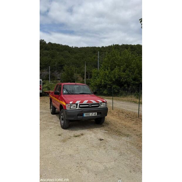 2001 تويوتا Hilux-47953239