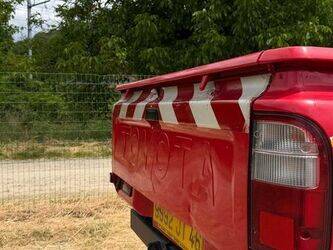 2001-toyota-hilux-1464570-47953243