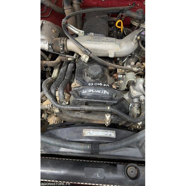 2001 تويوتا Hilux-47953251