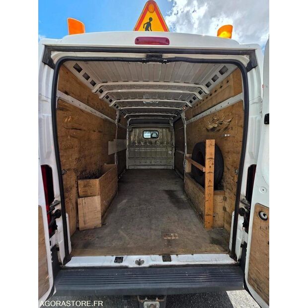 2010 Peugeot BOXER-47953485