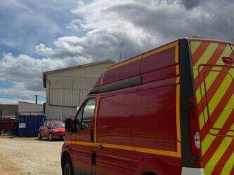 2013-renault-trafic-1464584-47953592