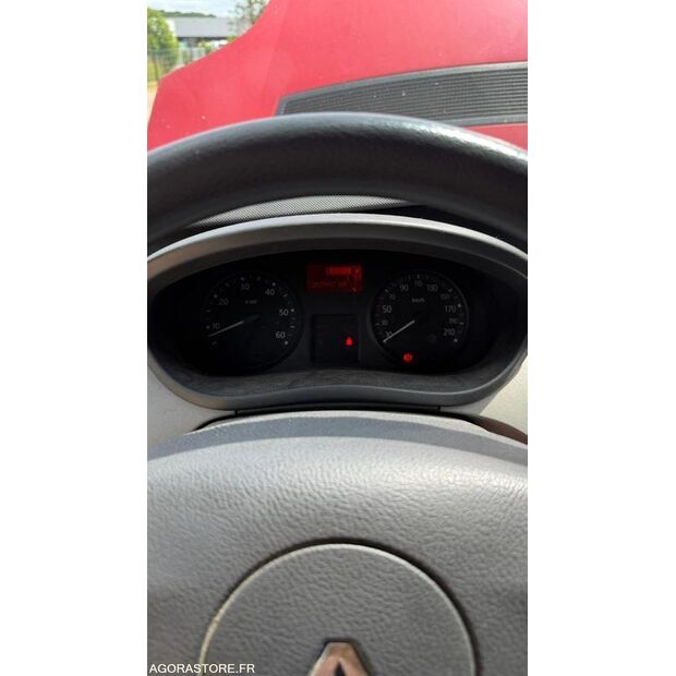 2013 Renault Trafic-47953594