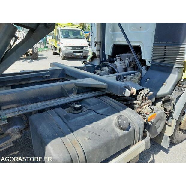 2004 رينو Midlum-47953693