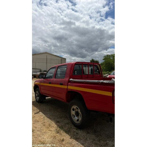 2001 تويوتا Hilux-47953746