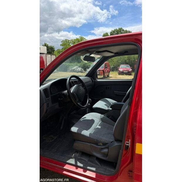 2001 تويوتا Hilux-47953748