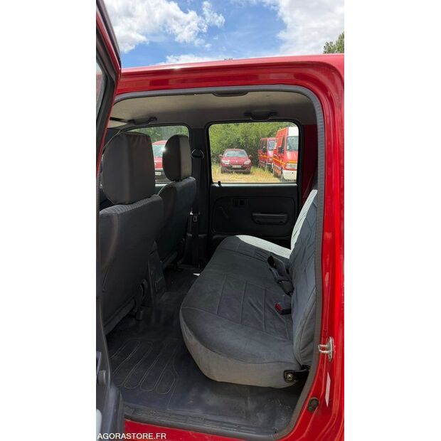 2001 تويوتا Hilux-47953749