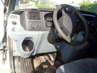 2007-ford-transit-1464589-47953783