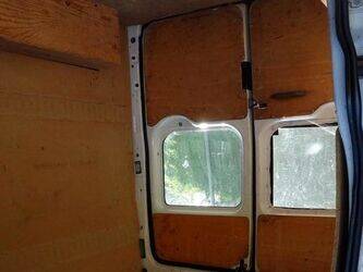 2007-ford-transit-1464589-47953786