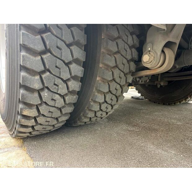 2015 Renault D WIDE-47953912