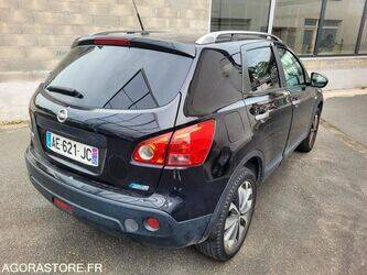 2009-nissan-qashqai-1464604-47954197