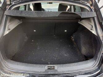 2009-nissan-qashqai-1464604-47954203