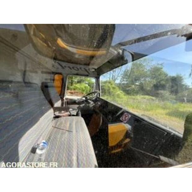 1996 رينو M150-47954220