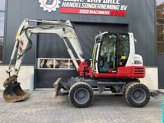 2014-takeuchi-tb295w-1464617-47956413
