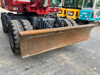 2014-takeuchi-tb295w-1464617-47956421