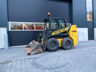 Image for WHEEL LOADERS 2018 New Holland L213