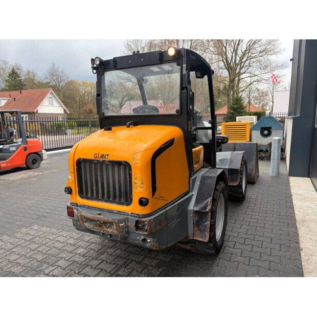 2011 جاينت V6004T TELE-47956644