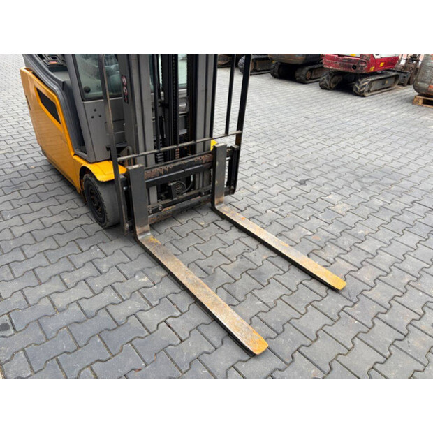 2017 Jungheinrich EFG 216K-47956787