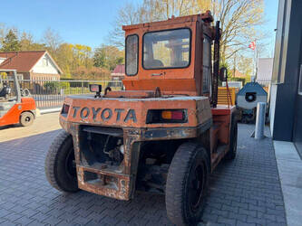 toyota-3fd60-1464650-47956901