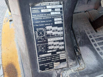 2011-caterpillar-gp25n-1464651-47956926