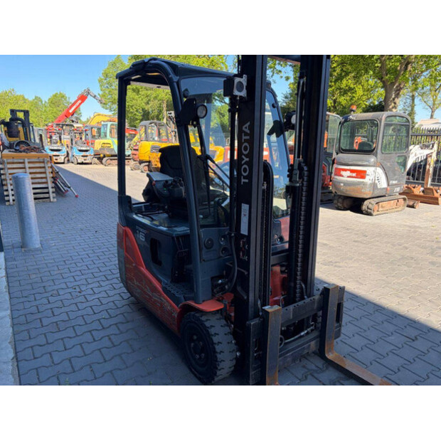 2020 Toyota 8FBEK16T-47957109