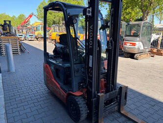 2020-toyota-8fbek16t-1464663-47957109