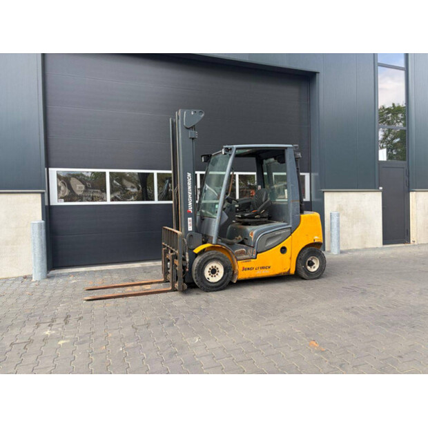 2011 Jungheinrich DFG 425s-47957132