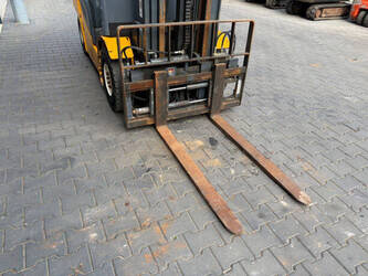 2011-jungheinrich-dfg-425s-1464665-47957137