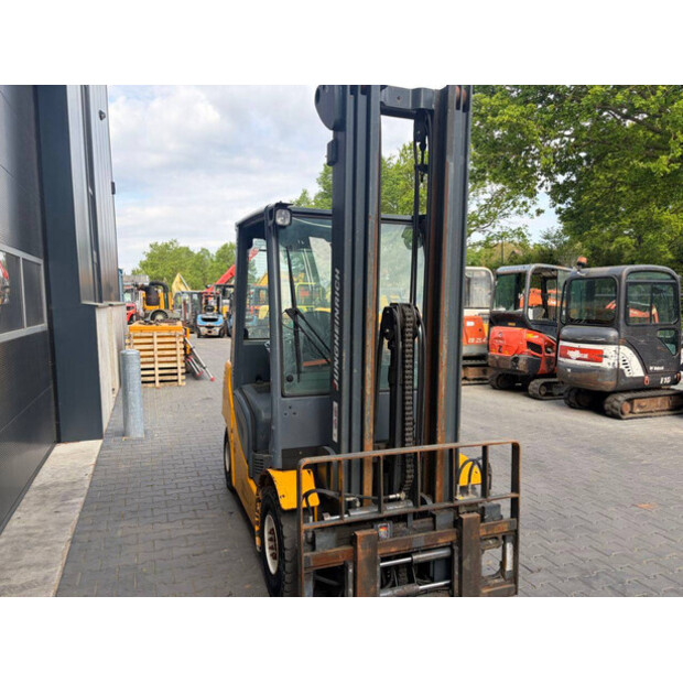 2011 Jungheinrich DFG 425s-47957138