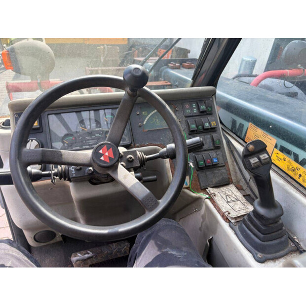2008 Massey Ferguson MF8947-47957427