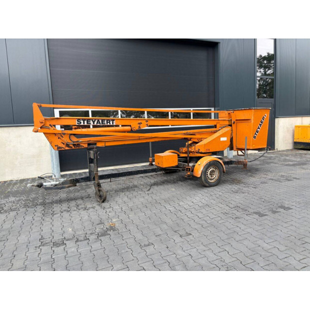 1983 Custers R170-11-47957568