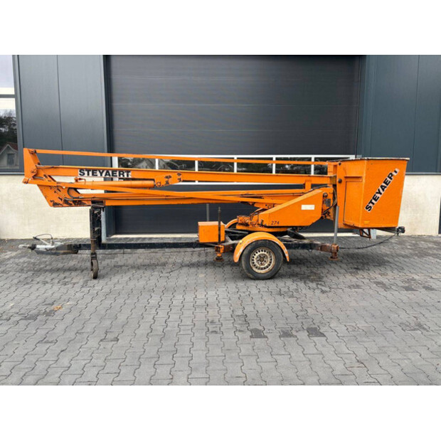1983 Custers R170-11-47957569