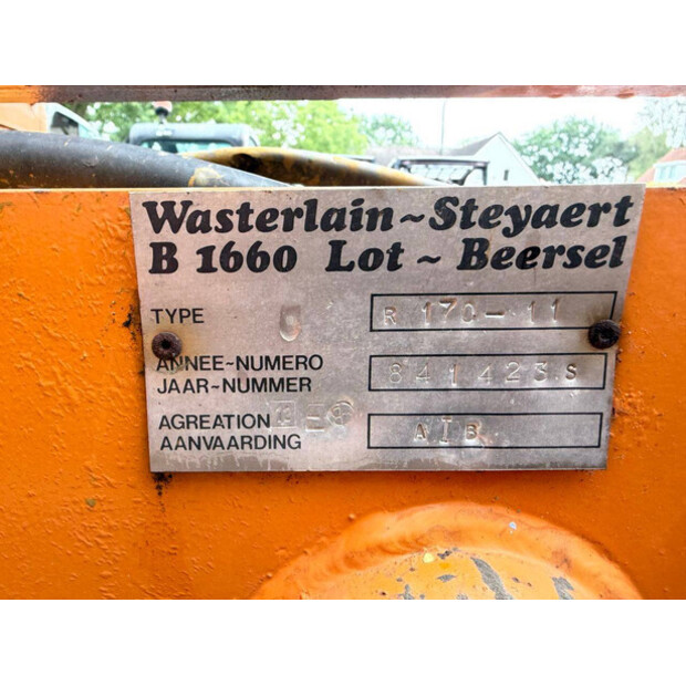 1983 Custers R170-11-47957578