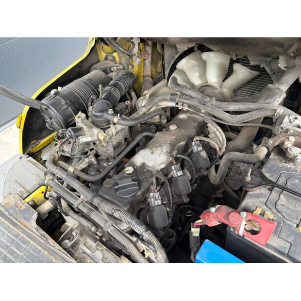 2006 MITSUBISHI FG30N-47957697