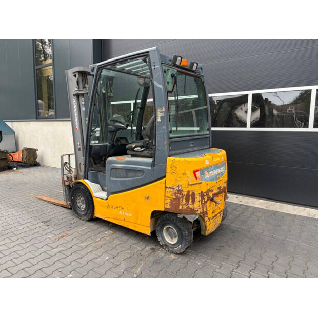2015 جنجهينريتش EFG425K-47957805