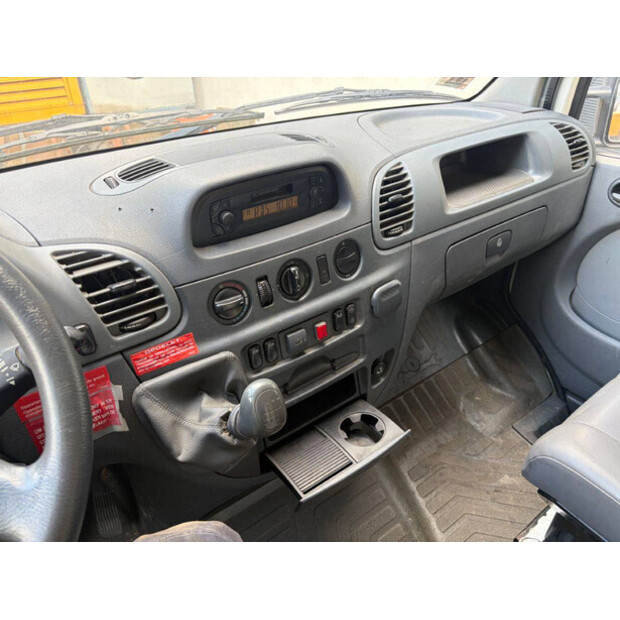 2005 Mercedes-Benz 311CDI-47957846