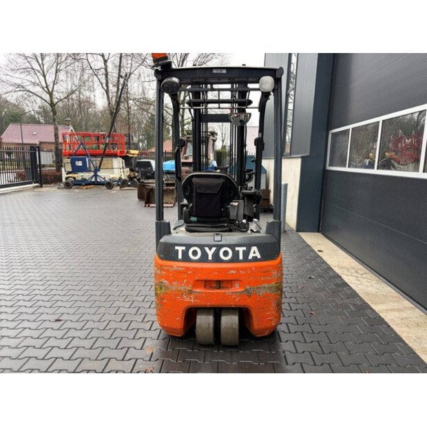 2016 تويوتا 8FBE20T-47958004
