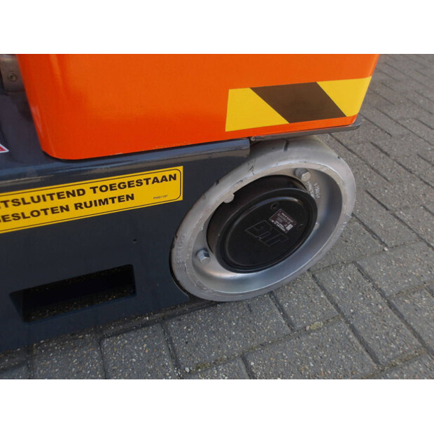 2019 JLG 20MVL-47958750