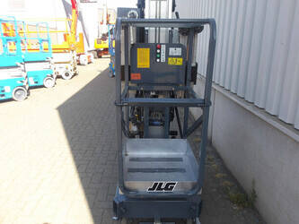 2015-jlg-25am-1464771-47958757