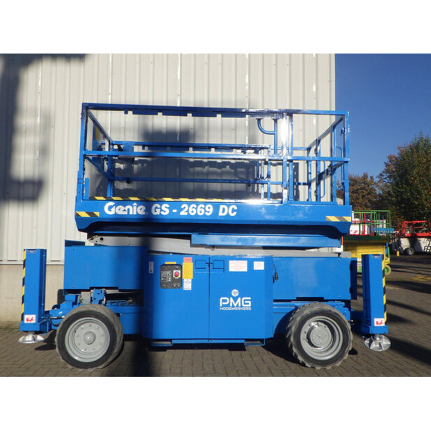 2013 Genie GS-2669DC-47958791