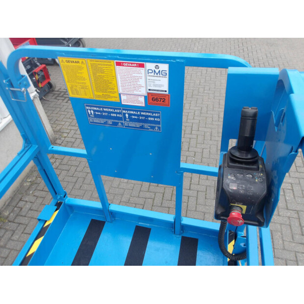 2012 Genie GS-3246-47958838