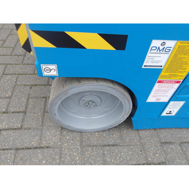 2012 Genie GS-3246-47958840