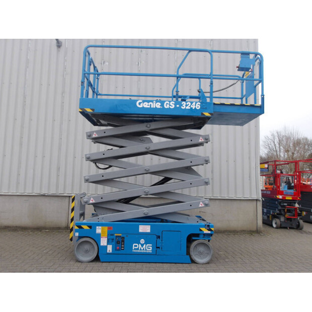 2012 Genie GS-3246-47958843