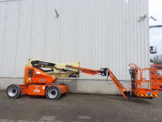 Image for 2014 JLG E400AJPN