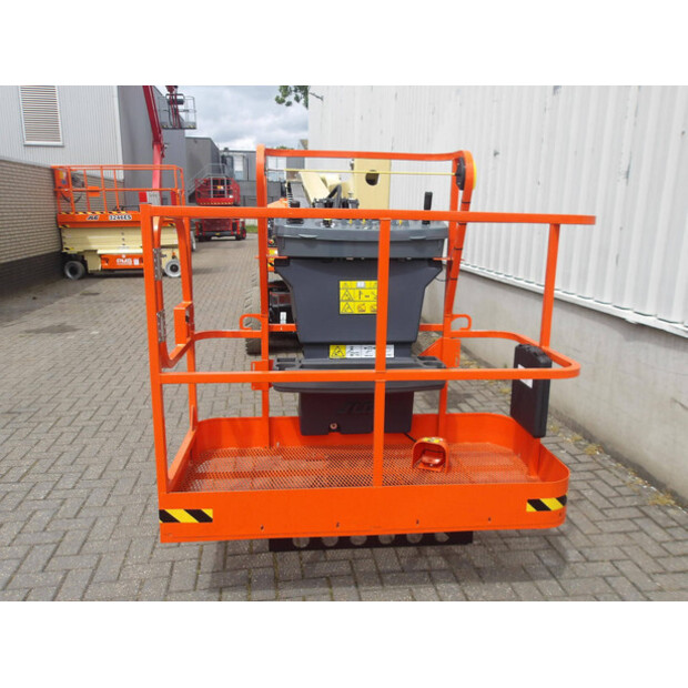 2026 JLG E450AJ-47958917